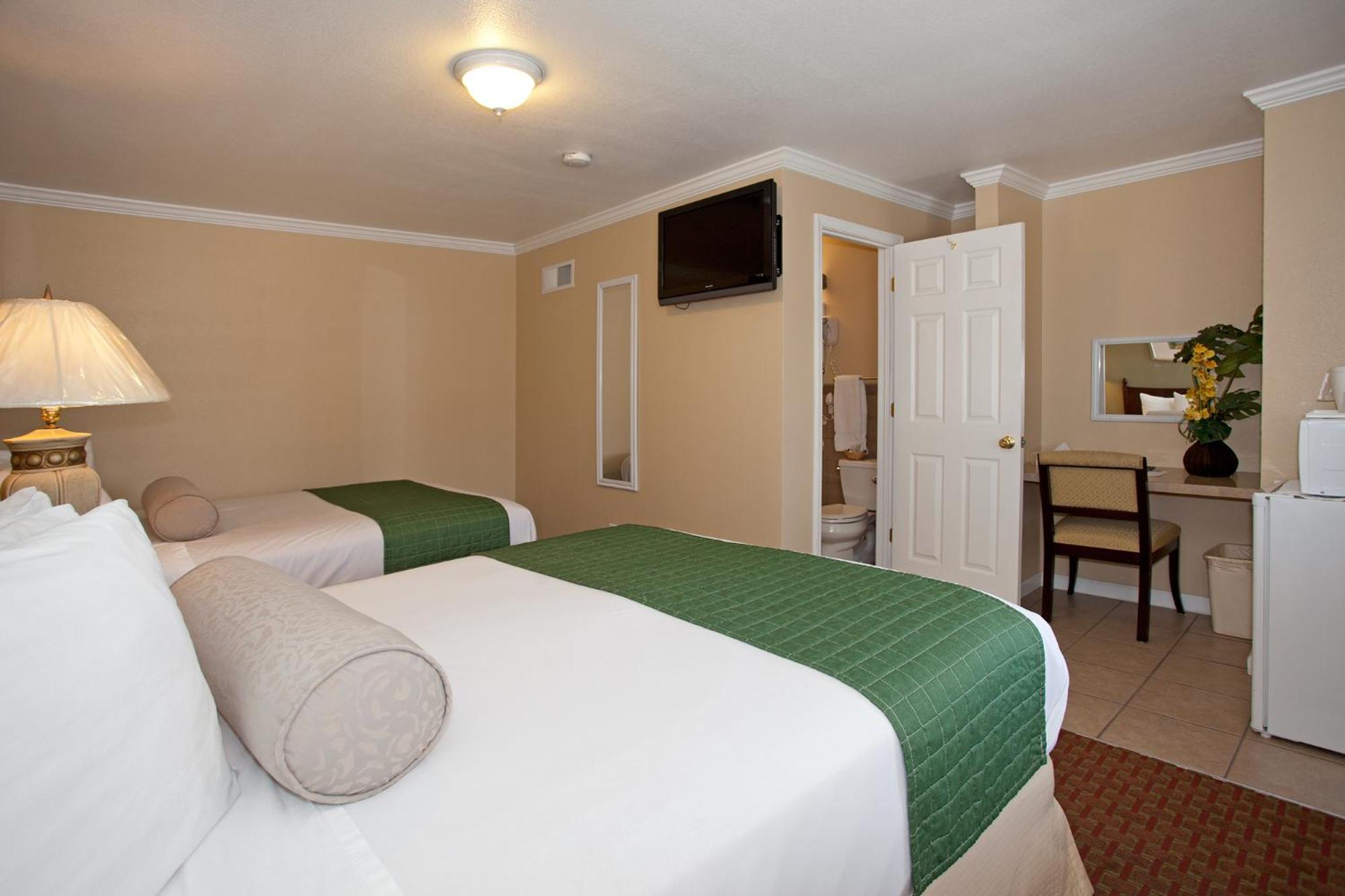 Traveler'S Inn Williams, Ca Modern Renovated Hotel Eksteriør billede